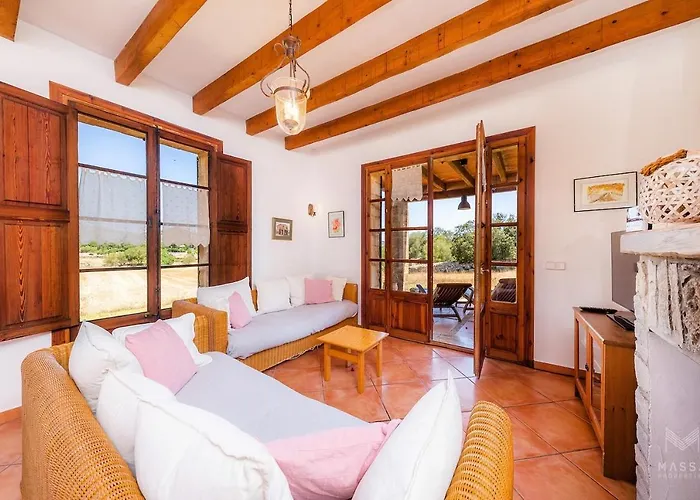 Finca Rural Can Carboneta Con Piscina Y Gran Jardin
