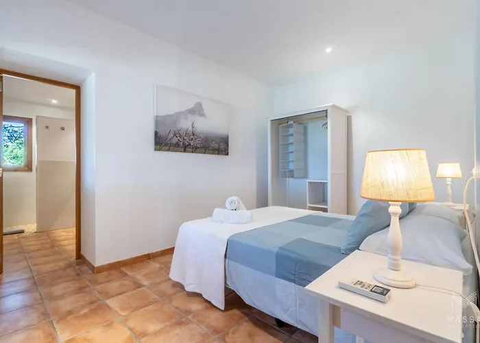 Finca Ca'N Jaumi, Un Paraiso Con Vista Al Mar Y A La Montana